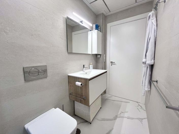 Image No.18-2 Bed Apartment for sale