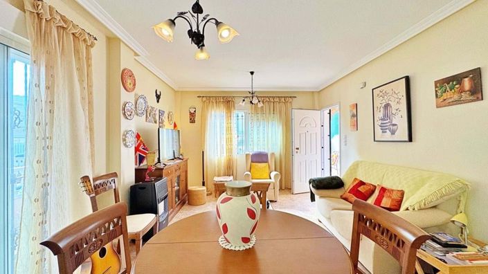 Image No.13-3 Bed Townhouse for sale