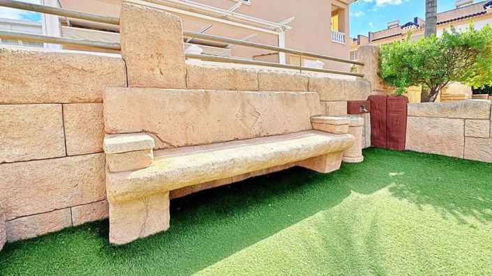 Image No.40-3 Bed Townhouse for sale