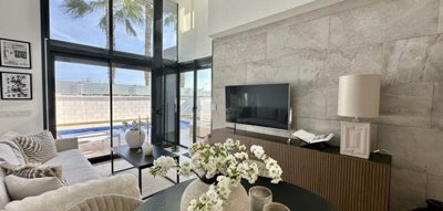 1447-646633-78d1f4f8b6655591b02d22fabb36a692d