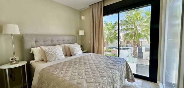 Image No.9-3 Bed Villa for sale