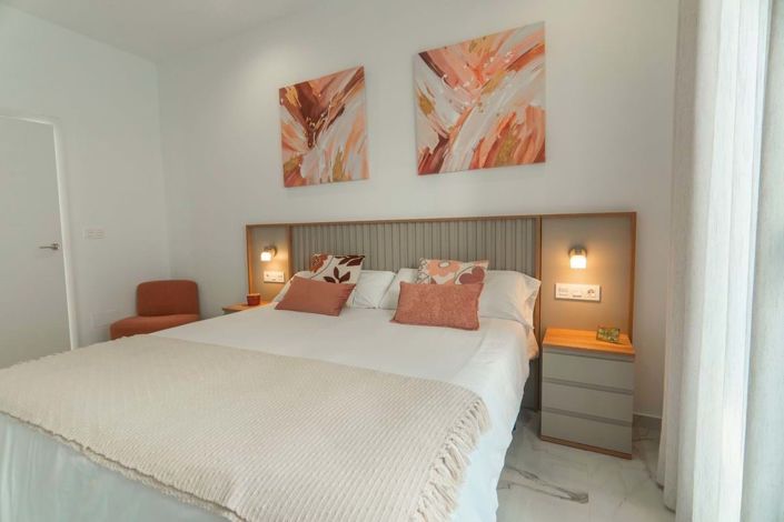 Image No.15-3 Bed Villa for sale