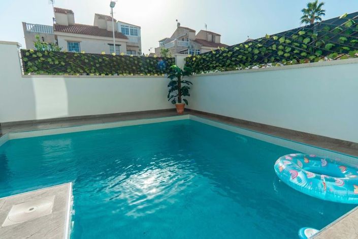 Image No.40-3 Bed Villa for sale