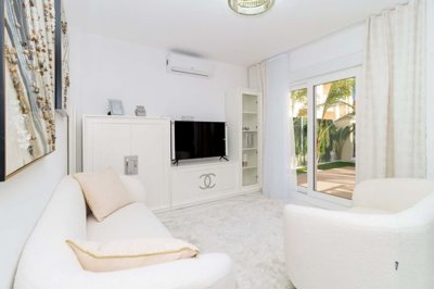 1447-648020-78d1f4f8b6655591b02d22fabb36a692d