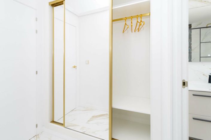 Image No.26-3 Bed Townhouse for sale