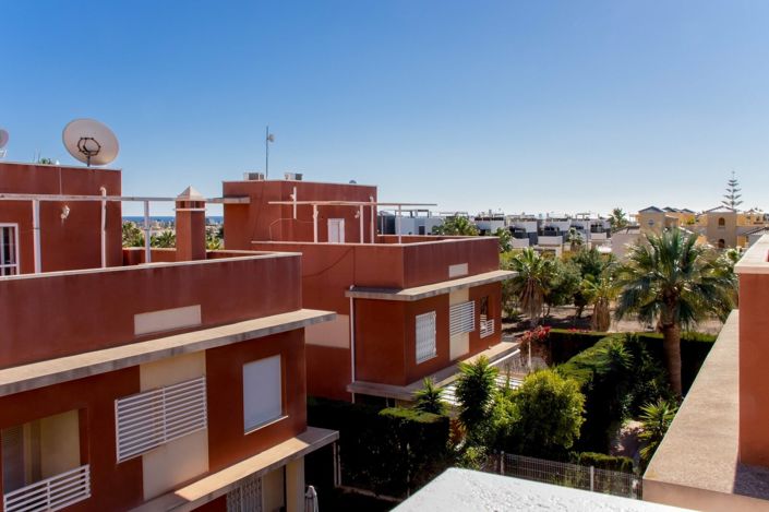 Image No.33-3 Bed Townhouse for sale