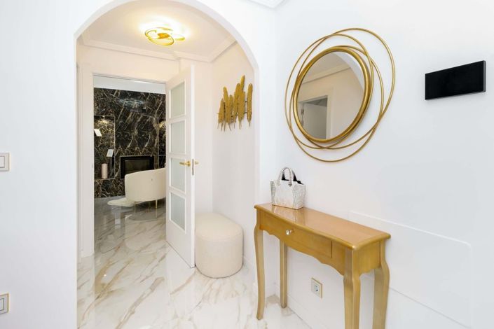 Image No.4-3 Bed Townhouse for sale