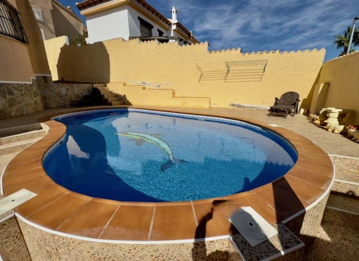 Image No.11-2 Bed Villa for sale