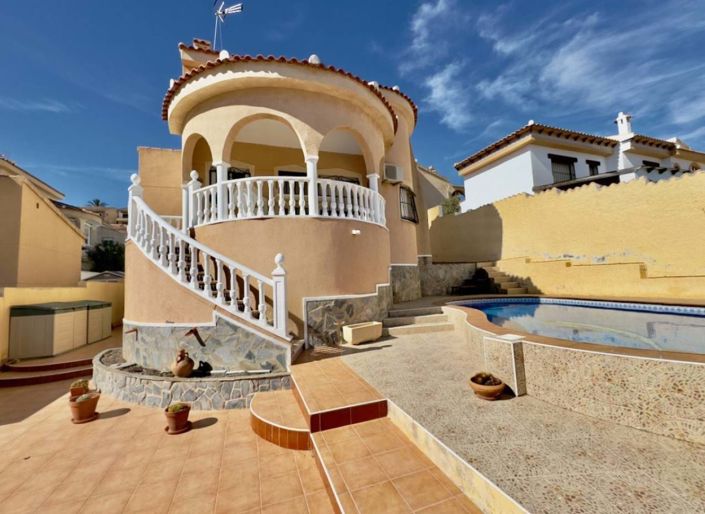 Image No.12-2 Bed Villa for sale