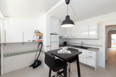 1447-646647-78d1f4f8b6655591b02d22fabb36a692d