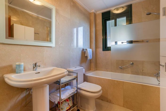 Image No.31-2 Bed Apartment for sale