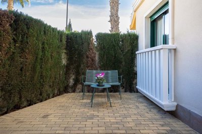 1447-650232-78d1f4f8b6655591b02d22fabb36a692d