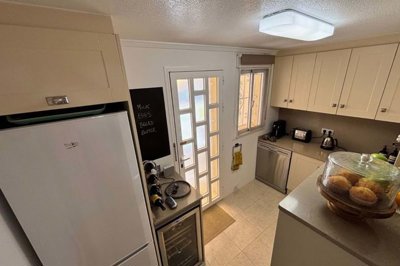 1447-650719-78d1f4f8b6655591b02d22fabb36a692d