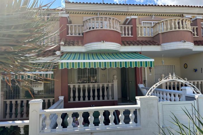 Image No.14-2 Bed Townhouse for sale