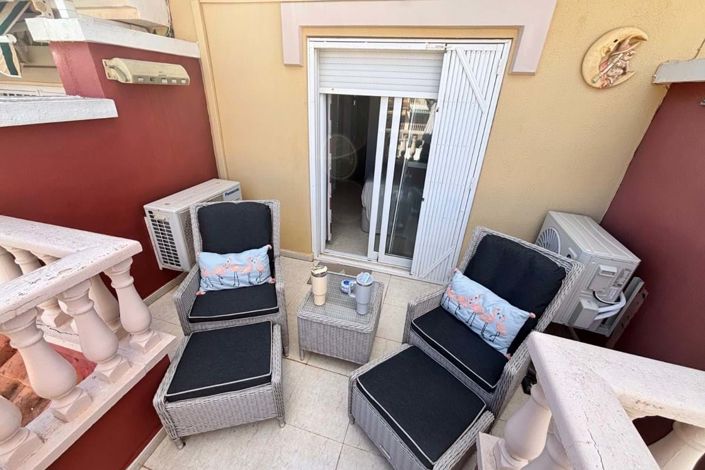 Image No.31-2 Bed Townhouse for sale