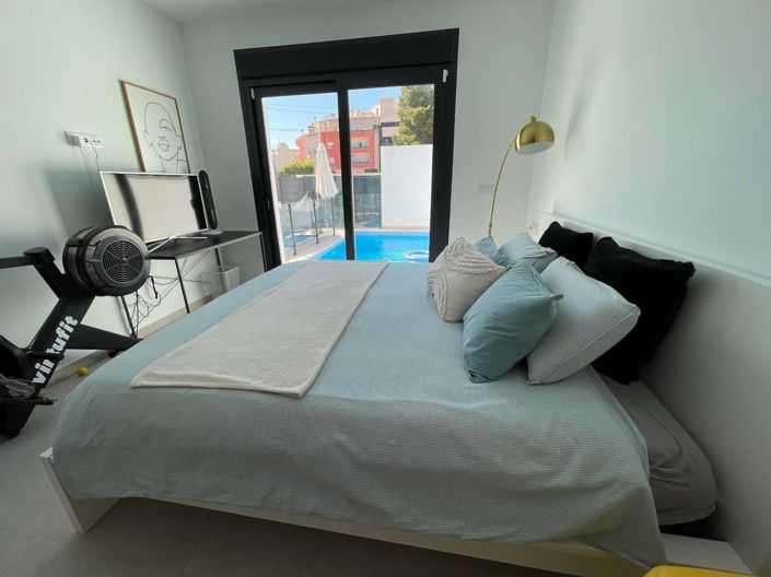 Image No.7-3 Bed Villa for sale