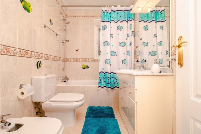 Image No.17-3 Bed Townhouse for sale