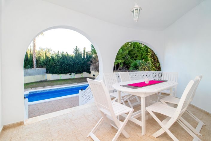 Image No.19-3 Bed Townhouse for sale