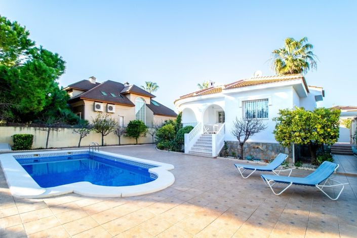 Image No.2-3 Bed Townhouse for sale