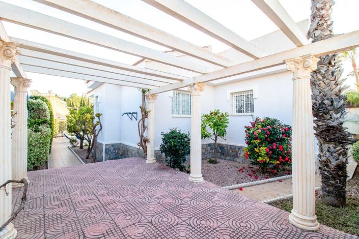 Image No.26-3 Bed Townhouse for sale