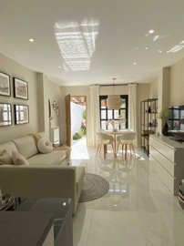 1447-648028-78d1f4f8b6655591b02d22fabb36a692d