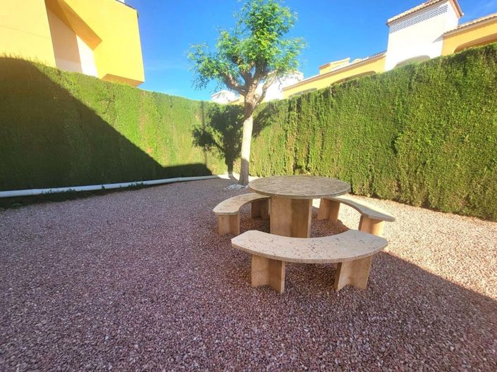 Image No.39-3 Bed Townhouse for sale