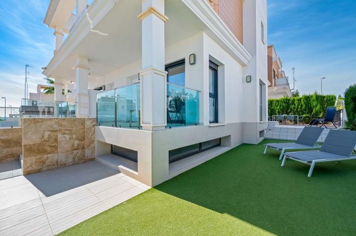 Image No.6-3 Bed Semi-Detached for sale