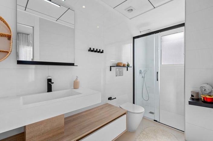 Image No.28-3 Bed Townhouse for sale