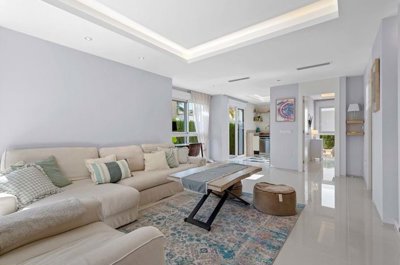 1447-649057-78d1f4f8b6655591b02d22fabb36a692d