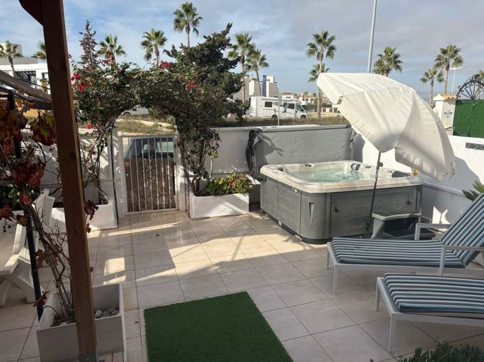 Image No.22-3 Bed Townhouse for sale