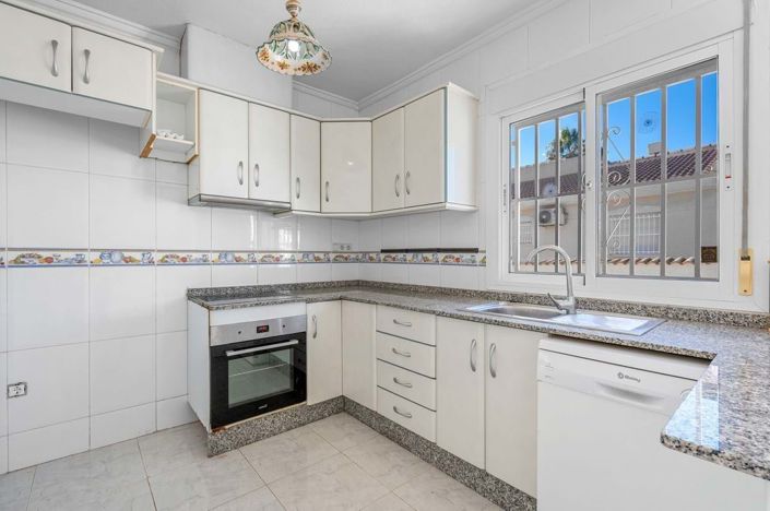 Image No.7-4 Bed Villa for sale