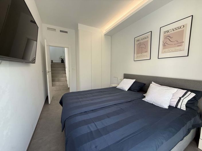 Image No.11-3 Bed Villa for sale