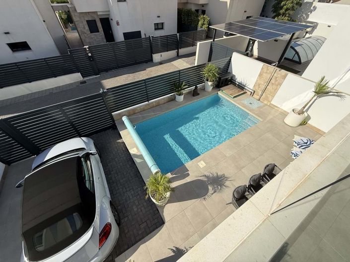 Image No.33-3 Bed Villa for sale