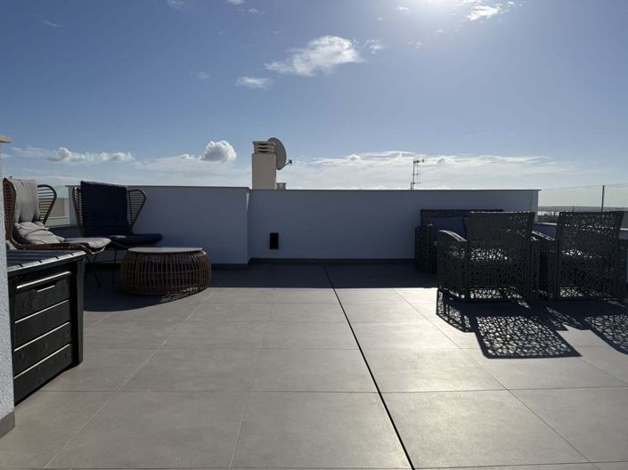 Image No.43-3 Bed Villa for sale