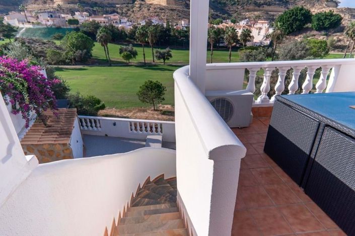 Image No.17-3 Bed Villa for sale