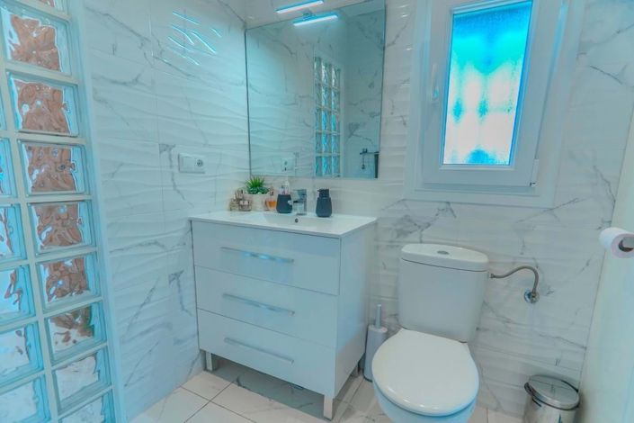 Image No.33-3 Bed Villa for sale