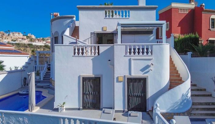 Image No.8-3 Bed Villa for sale