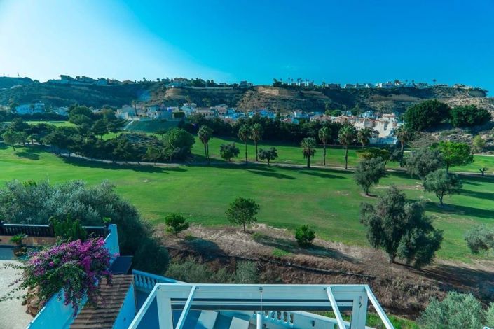 Image No.9-3 Bed Villa for sale