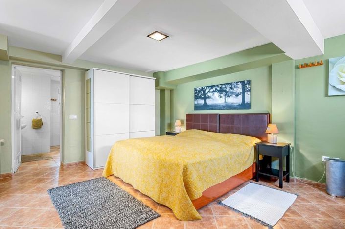 Image No.26-3 Bed Villa for sale