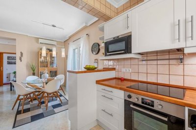 1447-649059-78d1f4f8b6655591b02d22fabb36a692d