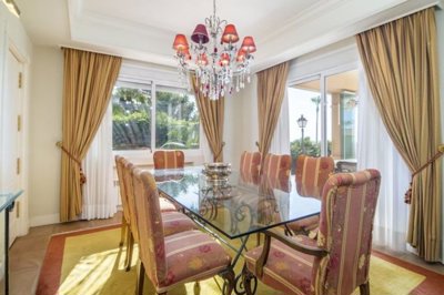 1447-644423-78d1f4f8b6655591b02d22fabb36a692d