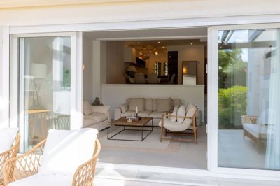 1447-647691-78d1f4f8b6655591b02d22fabb36a692d