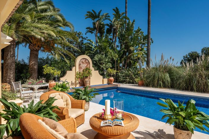 Image No.2-6 Bed Villa for sale