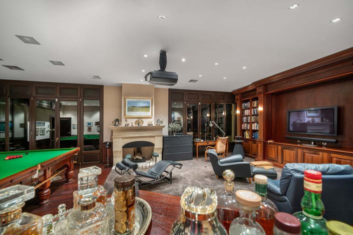 Image No.40-6 Bed Villa for sale