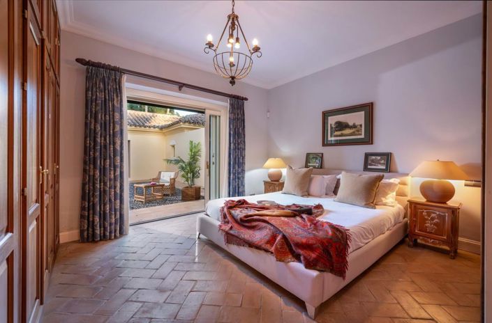 Image No.49-6 Bed Villa for sale