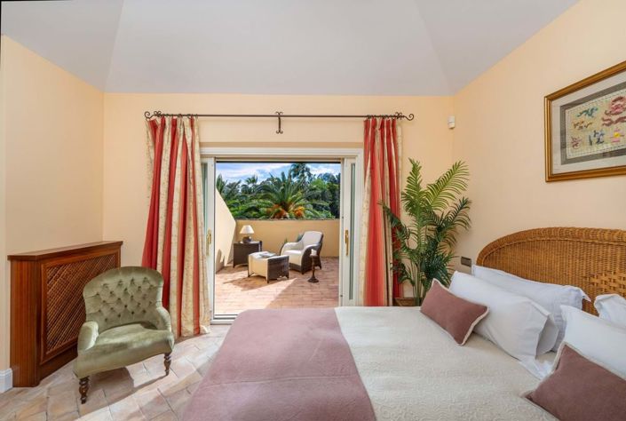 Image No.54-6 Bed Villa for sale