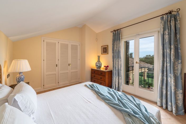 Image No.58-6 Bed Villa for sale