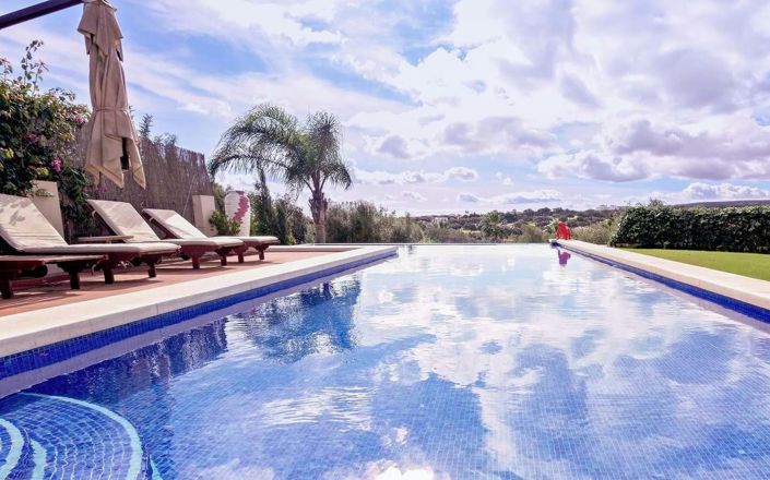 Image No.42-6 Bed Villa for sale