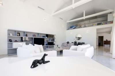 1447-533128-78d1f4f8b6655591b02d22fabb36a692d