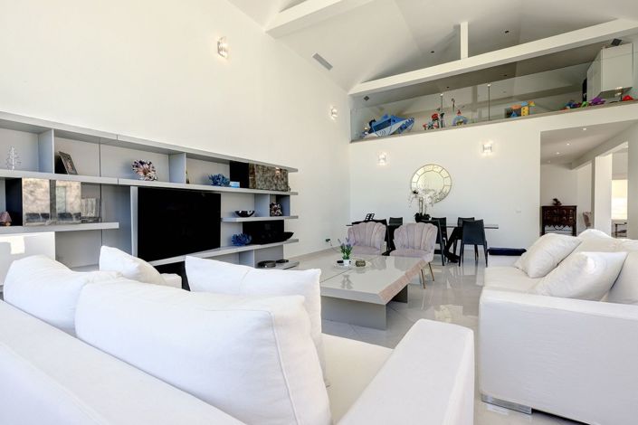 Image No.13-5 Bed Villa for sale